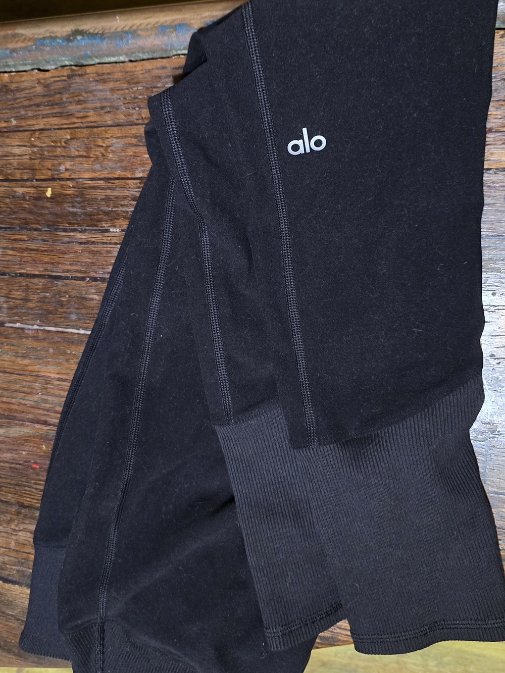ALO Yoga Black Leggings
